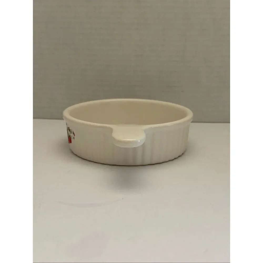Vintage Strawberries & Floral White Round Stoneware Baking Dish with Handle